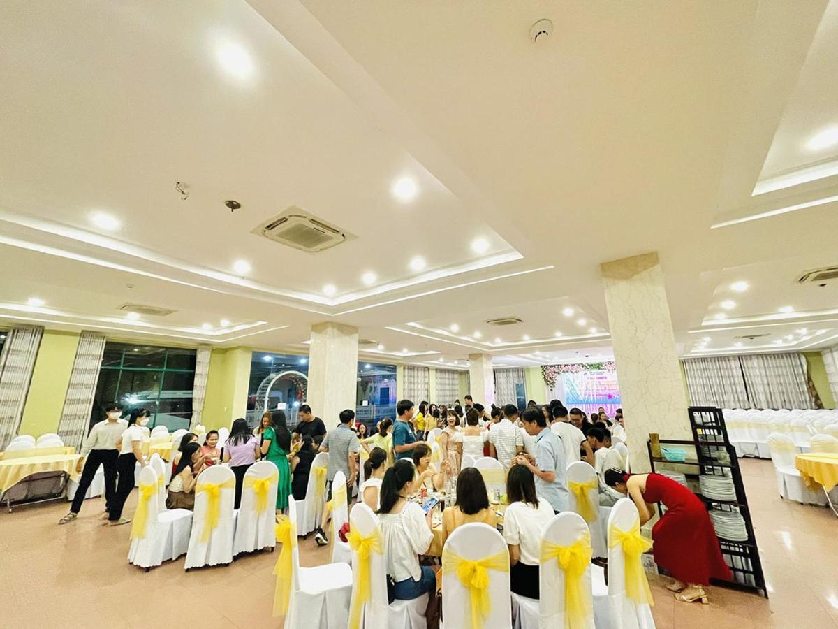 My Khe 2 Da Nang Seafront Hotel Bagian luar foto