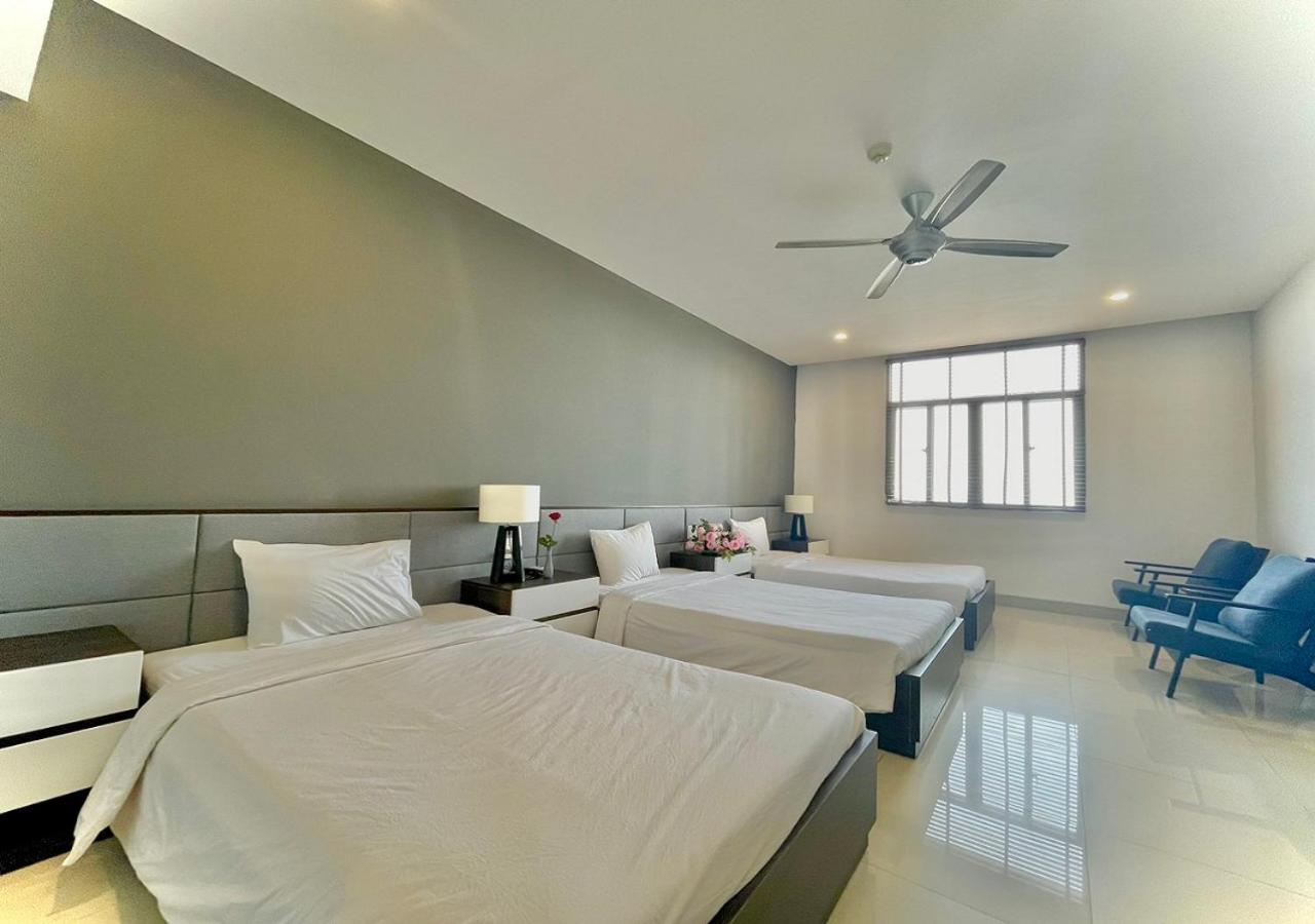 My Khe 2 Da Nang Seafront Hotel Bagian luar foto