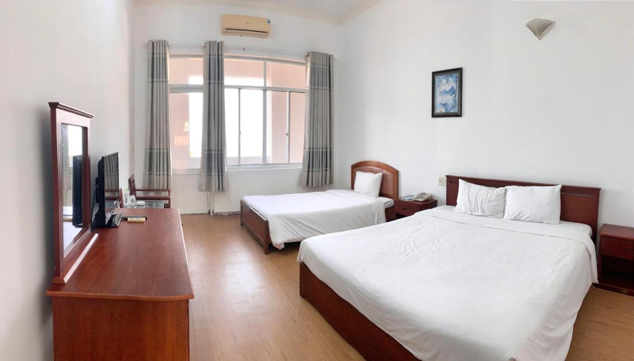 My Khe 2 Da Nang Seafront Hotel Bagian luar foto