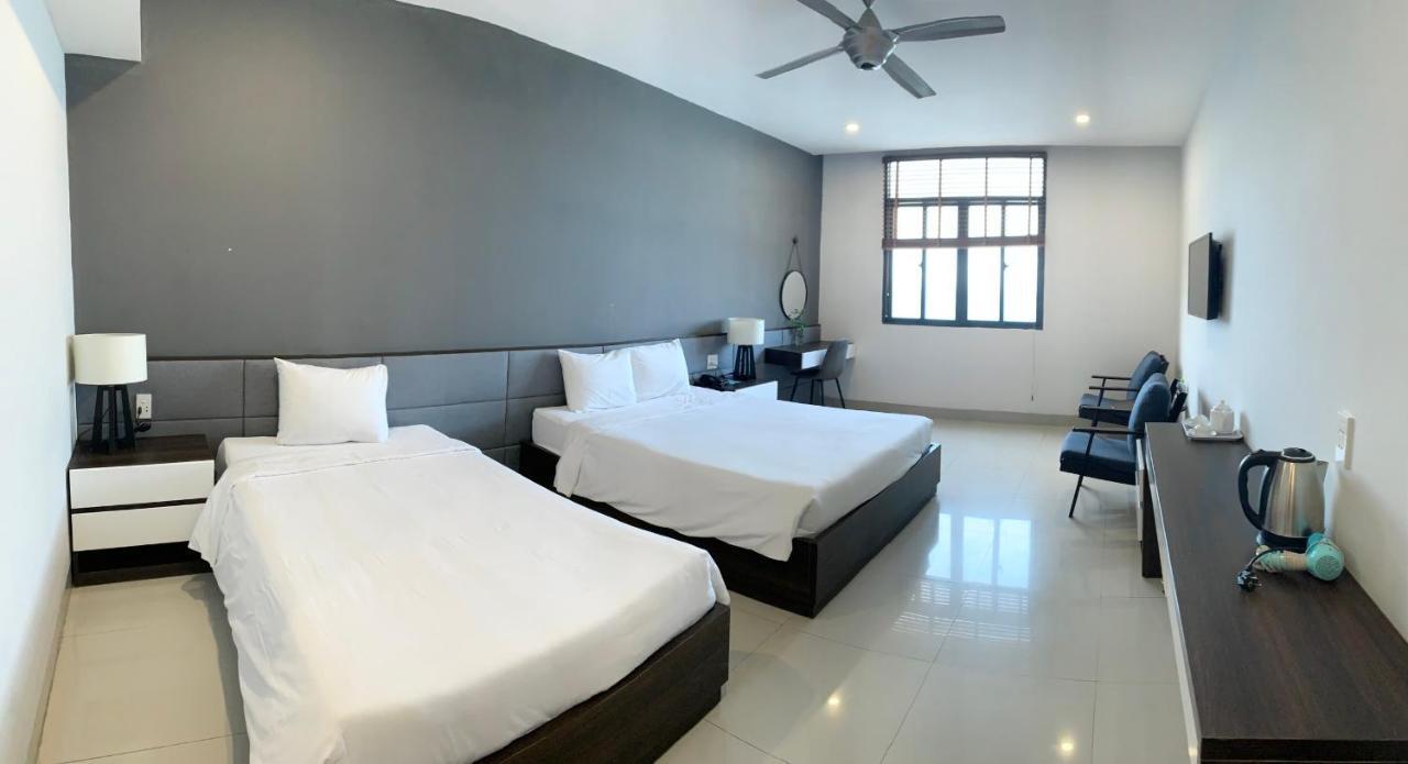 My Khe 2 Da Nang Seafront Hotel Bagian luar foto