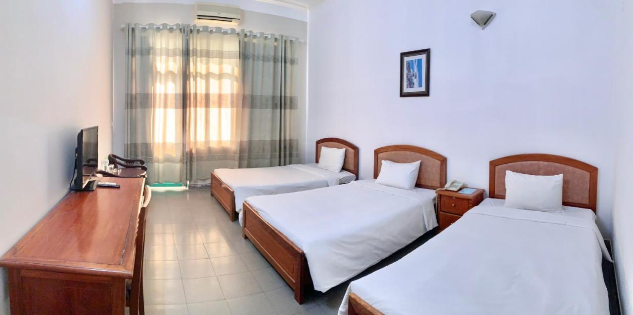 My Khe 2 Da Nang Seafront Hotel Bagian luar foto